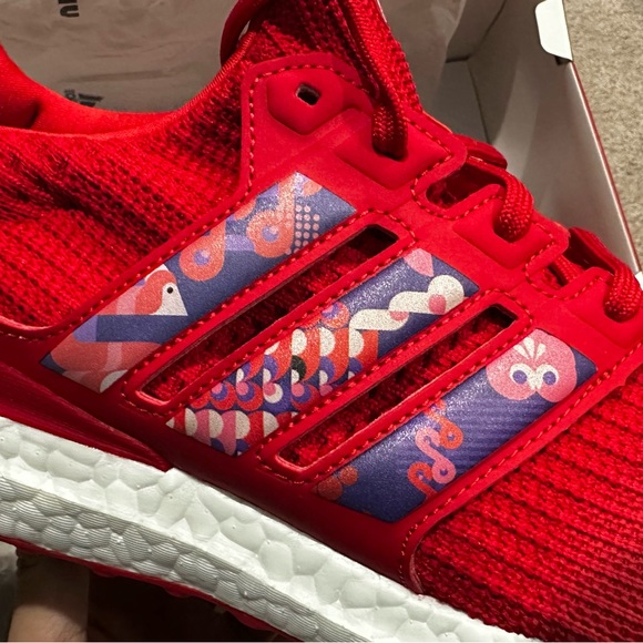 Adidas Ultraboost CNY size 12 men’s - Picture 4 of 6